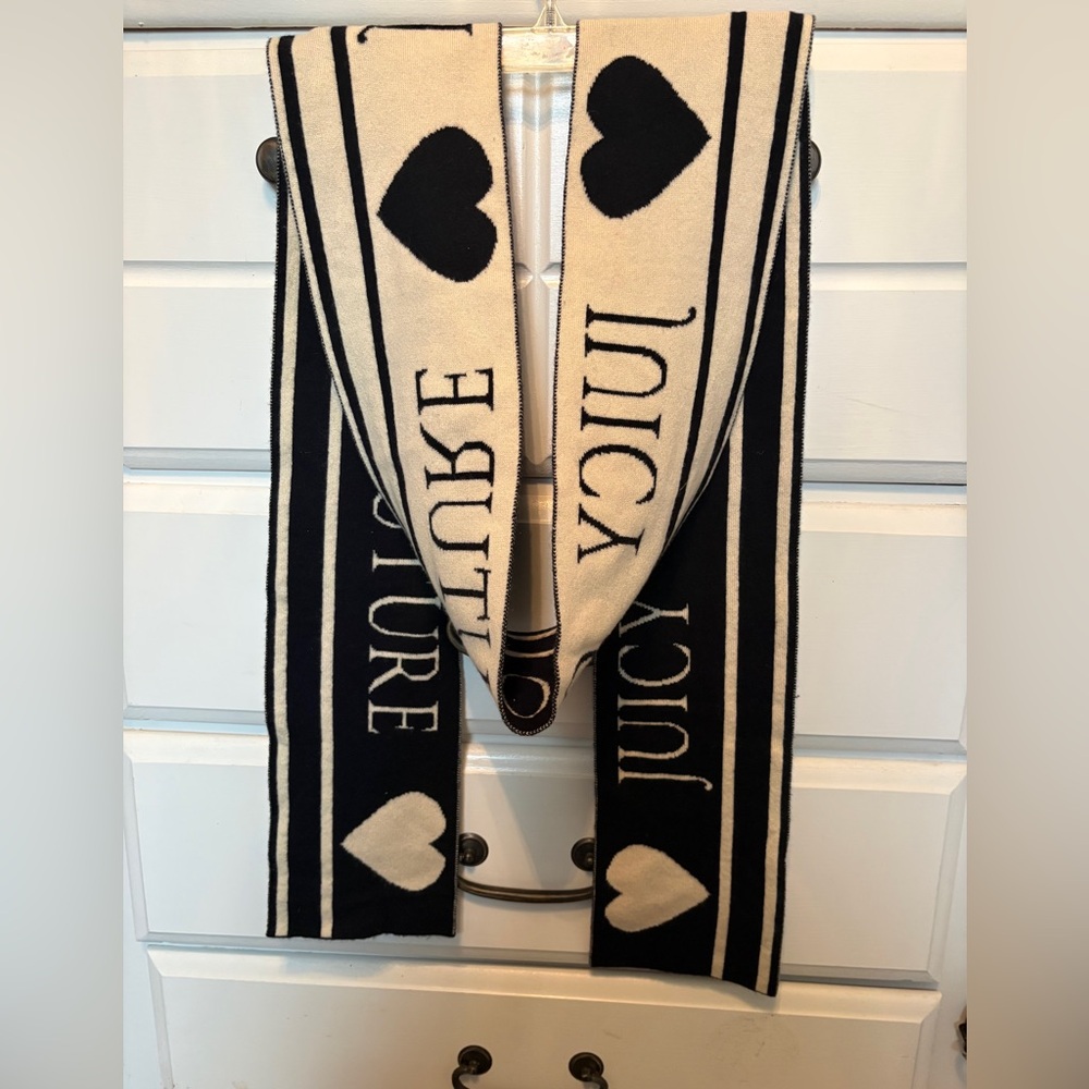 Juicy Couture 💯 cashmere scarf 92” long